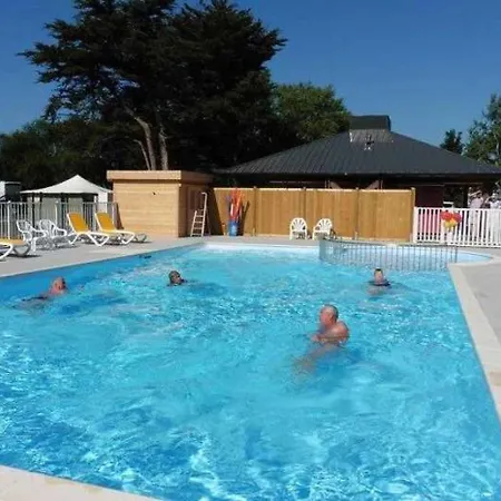 Mobilhome 3 Etoiles - Piscine - Eecbai Nyaraló Guérande